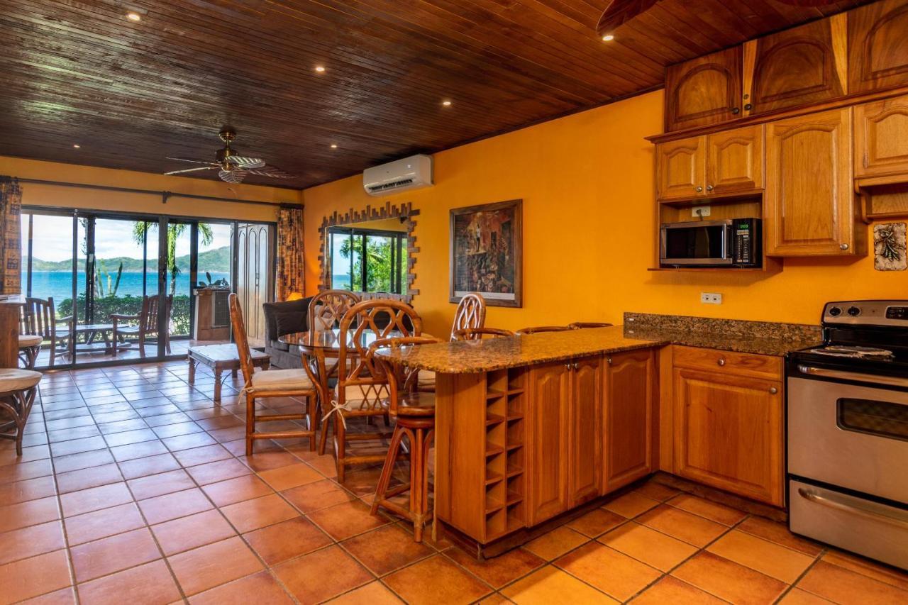 פלאיה פלמינגו Warm Interiors And Orange Hues On Ground Floor In Front Of Beach מראה חיצוני תמונה