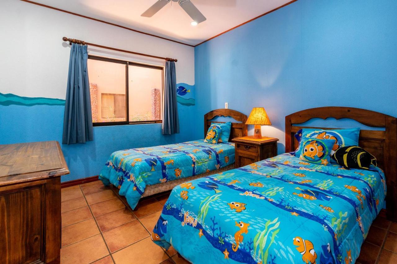 פלאיה פלמינגו Warm Interiors And Orange Hues On Ground Floor In Front Of Beach מראה חיצוני תמונה