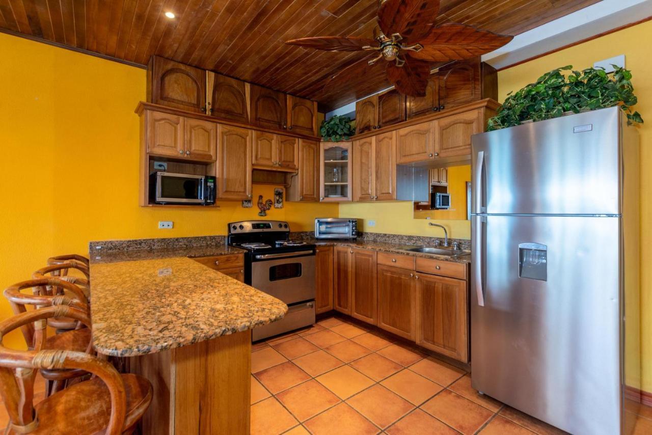 פלאיה פלמינגו Warm Interiors And Orange Hues On Ground Floor In Front Of Beach מראה חיצוני תמונה